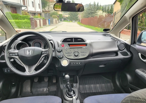 Honda Jazz cena 29500 przebieg: 145000, rok produkcji 2012 z Rzeszów małe 562